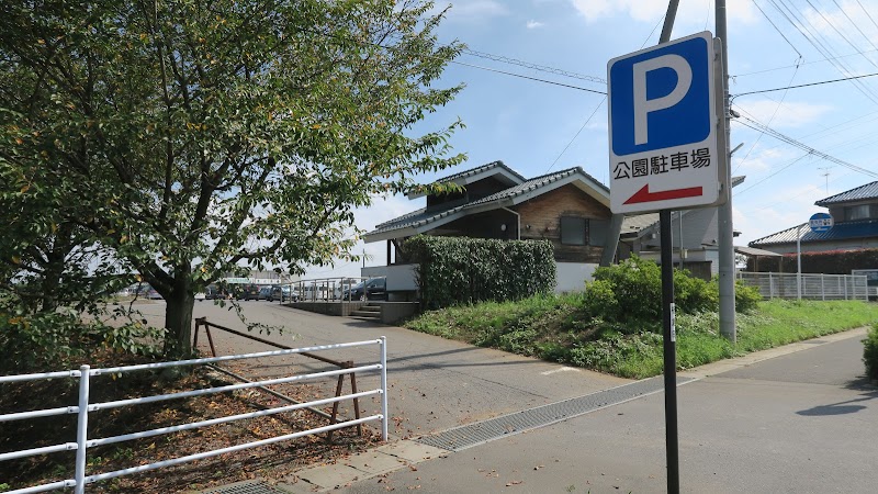 板倉中央公園 駐車場