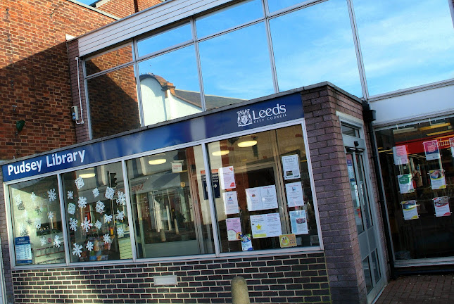 Comments and reviews of Pudsey Library