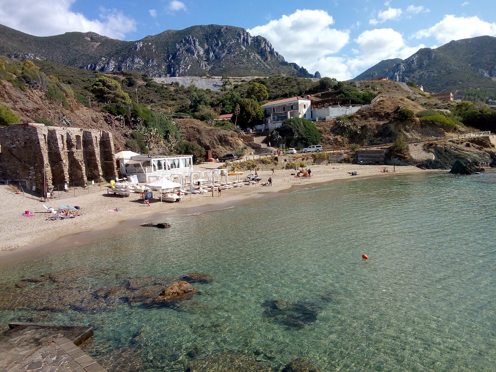 Spiaggia Di Masua'in fotoğrafı imkanlar alanı