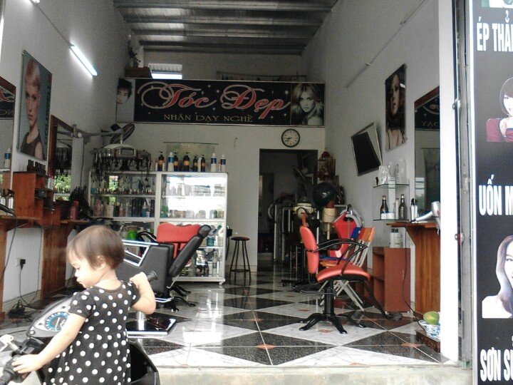Hạnh Thư hair Salon