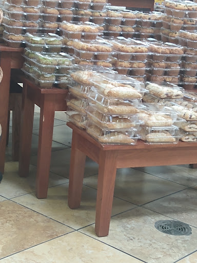 Supermarket «Giant Eagle Supermarket», reviews and photos, 7939 Day Dr, Cleveland, OH 44129, USA