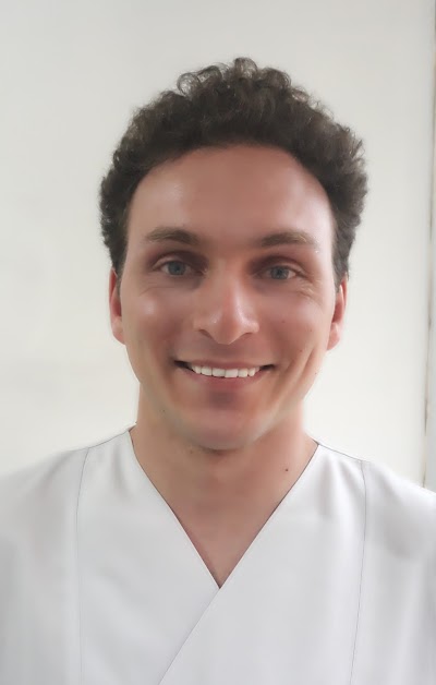 Dr Mihai Diaconeasa Maier chirurgien dentiste La Ciotat à La Ciotat