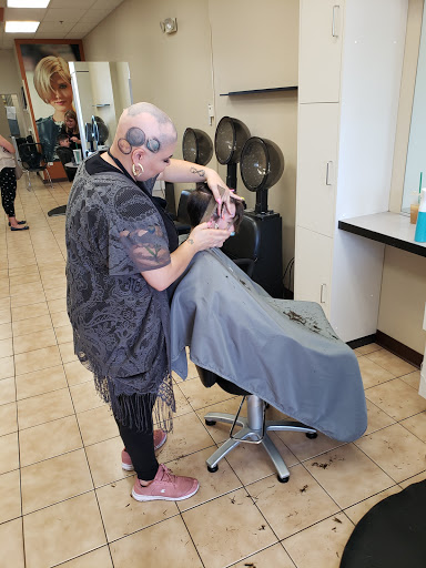 Hair Salon «Hair Cuttery», reviews and photos, 3098 N Lewis Ave, Waukegan, IL 60087, USA