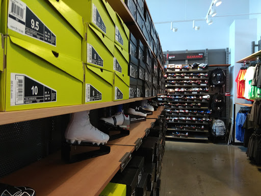 Clothing Store «Under Armour Factory House», reviews and photos, 100 Citadel Drive, Commerce, CA 90040, USA