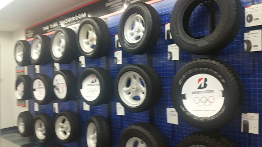 Tire Shop «Firestone Complete Auto Care», reviews and photos, 1001 N Beckley Ave, DeSoto, TX 75115, USA