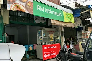 RM Istimewa image