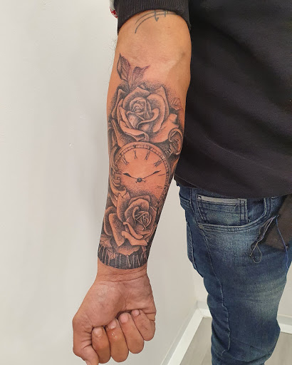 Studio Tattoo & Piercing Iracema Gravina di Catania di La Rosa Antonio