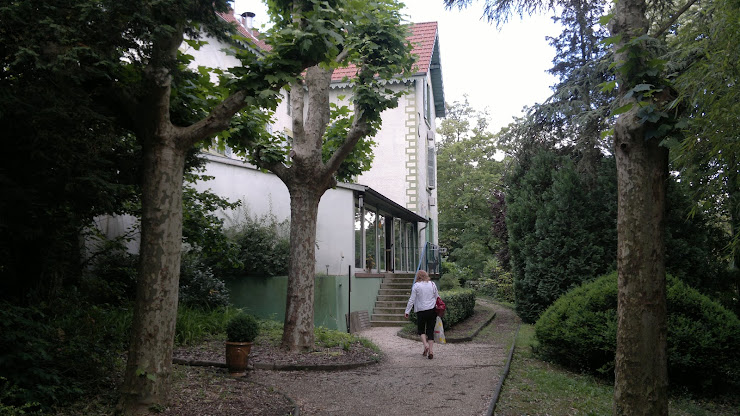 Extérieur hôtels L'Oree Du Chateau 38150 Roussillon