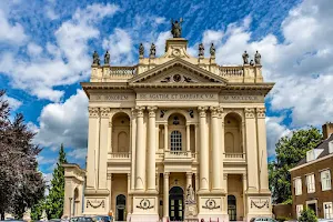 Oudenbosch Basilica image