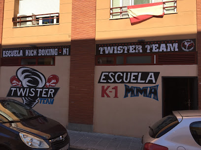 Escuela kick boxing Twister team k1 - Av. la Paz, n2, 19200 Azuqueca de Henares, Guadalajara, Spain