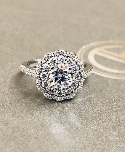 Jewelry Store «The Diamond Factory of Ann Arbor», reviews and photos, 668 Briarwood Cir, Ann Arbor, MI 48108, USA