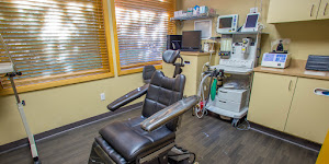 Pacific Northwest Oral & Maxillofacial Surgeons, Dental Implants & Wisdom Teeth