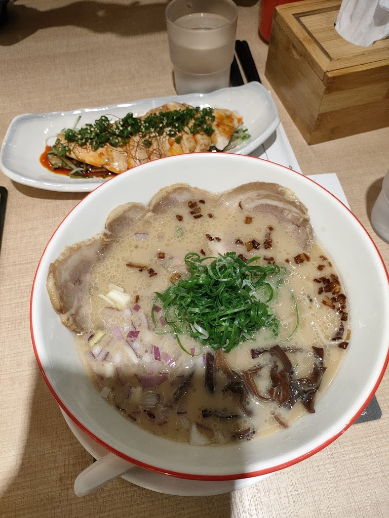 奧特拉麵Ramen Ultra 南港環球店 (錦拉麵) 的照片