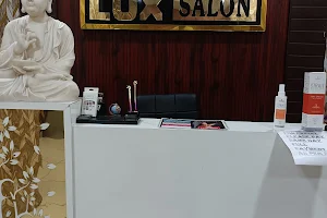Lux Salon image