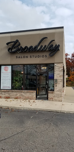 Beauty Salon «Cutz Hair Salon», reviews and photos, 2956 S Rochester Rd, Rochester Hills, MI 48307, USA