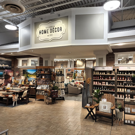 Sporting Goods Store «SCHEELS», reviews and photos, 17202 Davenport St, Omaha, NE 68118, USA