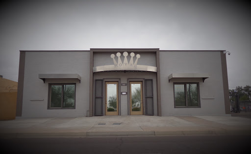 Used Car Dealer «Royal Auto Group (Sales & Service)», reviews and photos, 1617 E Jefferson St, Phoenix, AZ 85034, USA