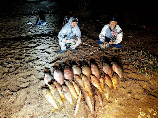 Soggy Bottom Bowfishing