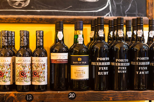 Wine Store «Bottoms Up Wine & Spirits», reviews and photos, 731 Franklin Ave, Brooklyn, NY 11238, USA