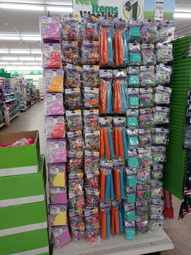 Dollar Store «Dollar Tree», reviews and photos, 1760 N Moorpark Rd, Thousand Oaks, CA 91360, USA