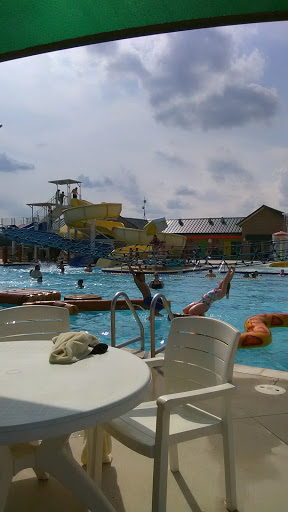 Public Swimming Pool «Splashville», reviews and photos, 850 S Graham Ave, Stephenville, TX 76401, USA