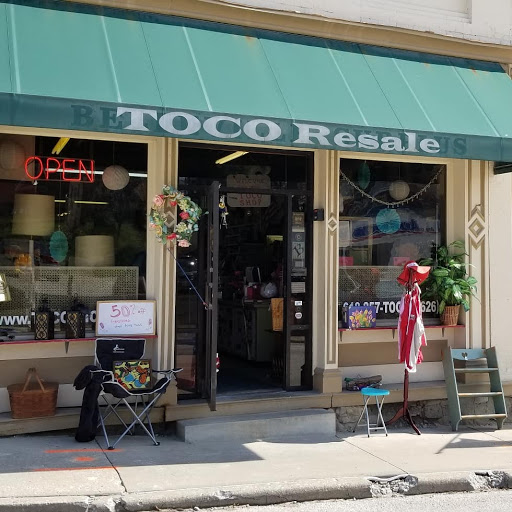 TOCO Shop, 825 W Main St, Belleville, IL 62220, USA, 
