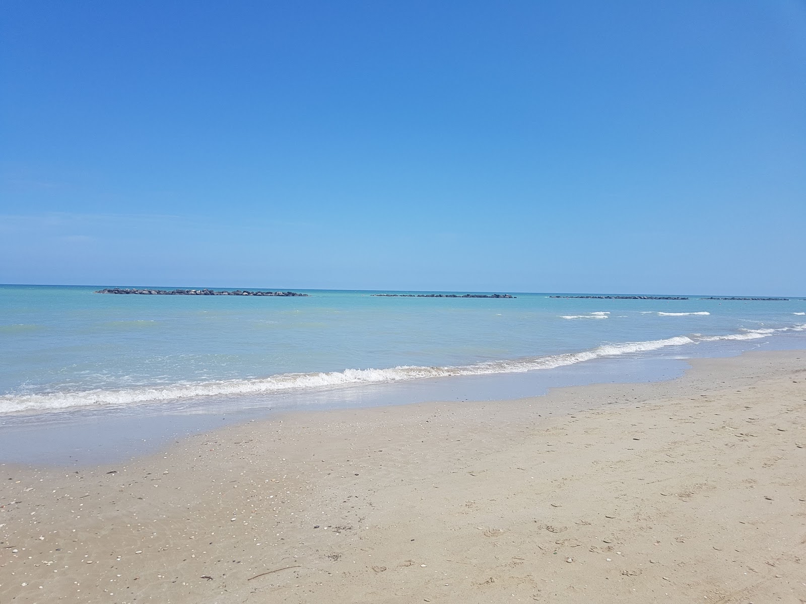 Photo of Senigallia beach with very clean level of cleanliness