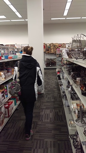 Clothing Store «Burlington Coat Factory», reviews and photos, 30 W Rand Rd, Arlington Heights, IL 60004, USA