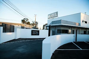 Motel Eleven image
