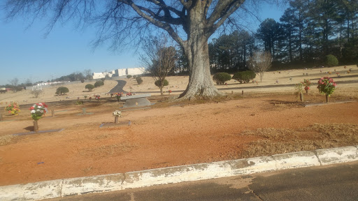 Funeral Home «Georgia Memorial Park Funeral Home and C», reviews and photos, 2000 Cobb Pkwy SE, Marietta, GA 30060, USA