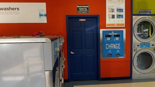 Laundromat «St. Clair Shores Electrolux Express Coin Laundromat», reviews and photos, 27520 Harper Ave, St Clair Shores, MI 48081, USA