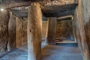 Dolmen de Menga image