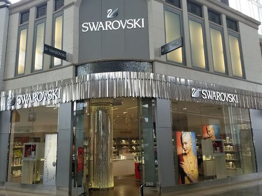 Swarovski Streets at Southpoint