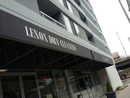 Shopping Mall «Crystal City Shops», reviews and photos, 2200 Crystal Dr, Arlington, VA 22202, USA