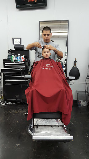 Barber Shop «Uppercuts Barber Shop», reviews and photos, 429 W Pioneer Pkwy, Grand Prairie, TX 75051, USA