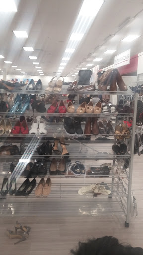 Clothing Store «Burlington Coat Factory», reviews and photos, 155 US-130, Cinnaminson, NJ 08077, USA