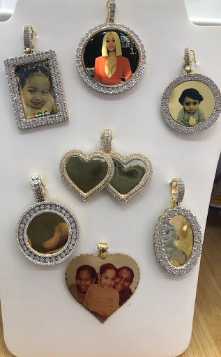 Jewelry Store «Studio Jewelers», reviews and photos, 2240 Bartow Ave, Bronx, NY 10475, USA