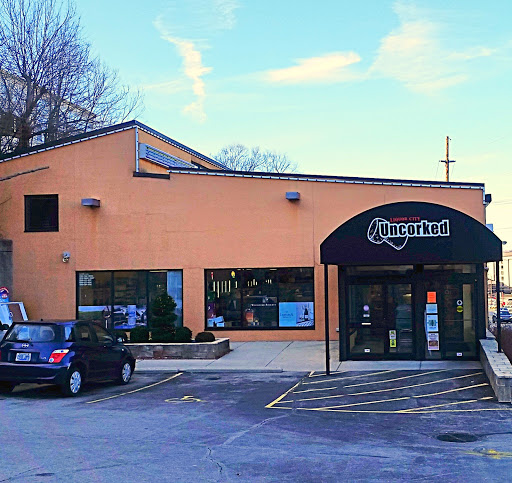 Liquor Store «Liquor City Uncorked», reviews and photos, 501 Crescent Ave, Covington, KY 41011, USA