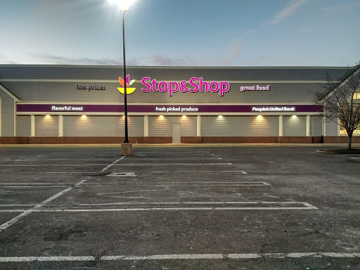 Grocery Store «Stop & Shop», reviews and photos, 760 Villa Ave, Fairfield, CT 06824, USA