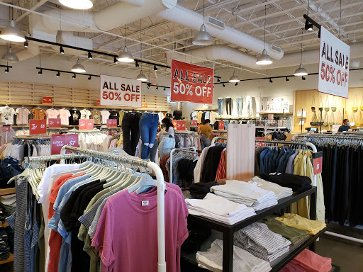 Shopping Mall «Camarillo Premium Outlets», reviews and photos, 740 E Ventura Blvd, Camarillo, CA 93010, USA