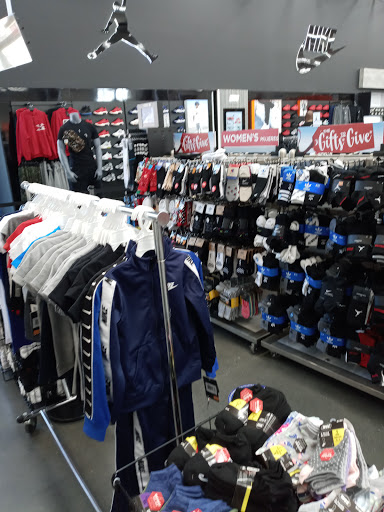 Shoe Store «WSS», reviews and photos, 3000 W Century Blvd, Inglewood, CA 90303, USA