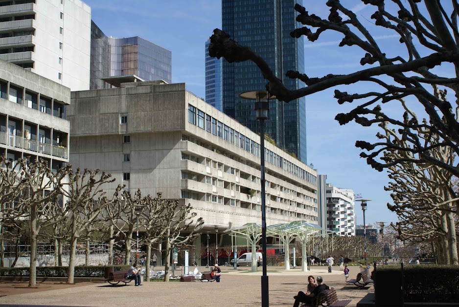 Dentiste Perrine Bouret à Courbevoie (Hauts-de-Seine 92)