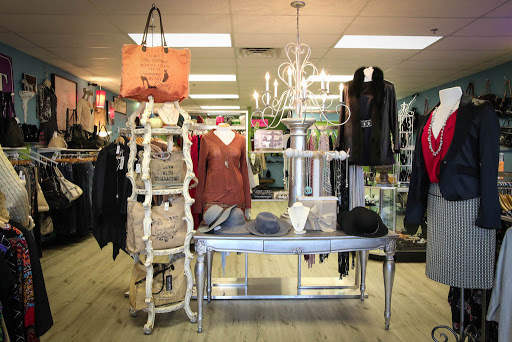 Fashion «Reinvent Clothing Boutique & Consignment», reviews and photos, 7441 Foothills Blvd, Roseville, CA 95747, USA