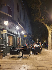 Atmosphère du Restaurant Le Vieux Café à Uzès - n°5