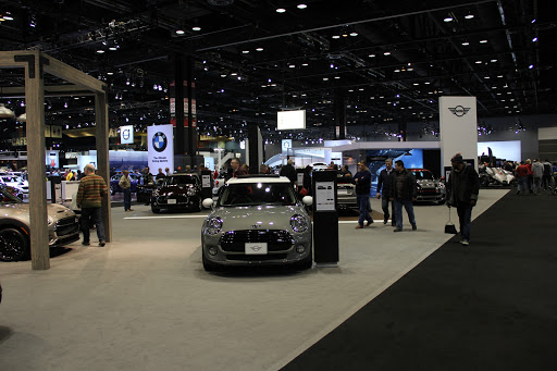 Car Dealer «MINI of Orland Park», reviews and photos, 11030 W 159th St, Orland Park, IL 60467, USA