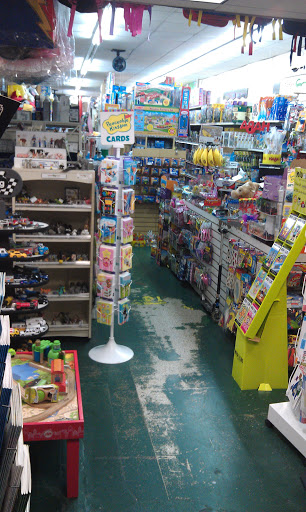 Toy Store «Greenpoint Toy Center», reviews and photos, 738 Manhattan Ave, Brooklyn, NY 11222, USA