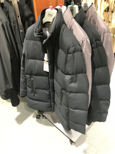 Stores to buy men's jackets Tokyo