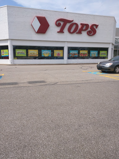 Supermarket «TOPS Friendly Markets», reviews and photos, 1702 E 38th St, Erie, PA 16510, USA