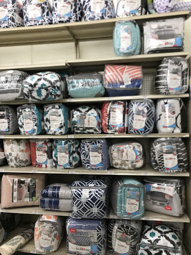 Discount Store «Big Lots», reviews and photos, 21082 Beach Blvd, Huntington Beach, CA 92648, USA