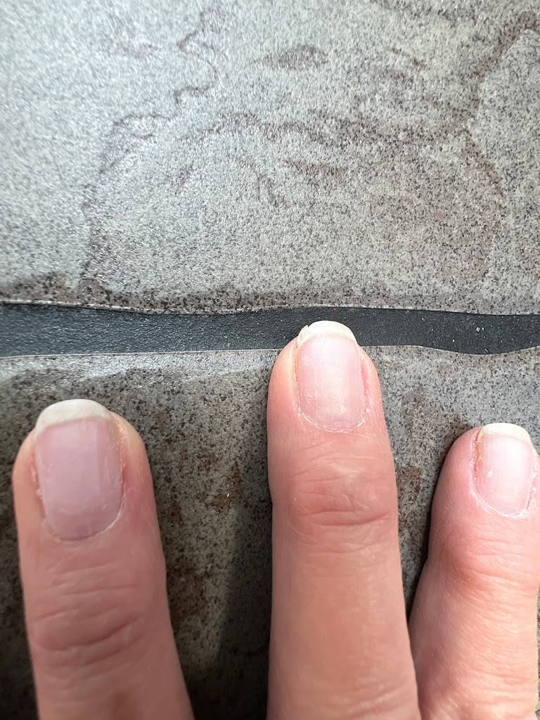 2Q Nails 80615